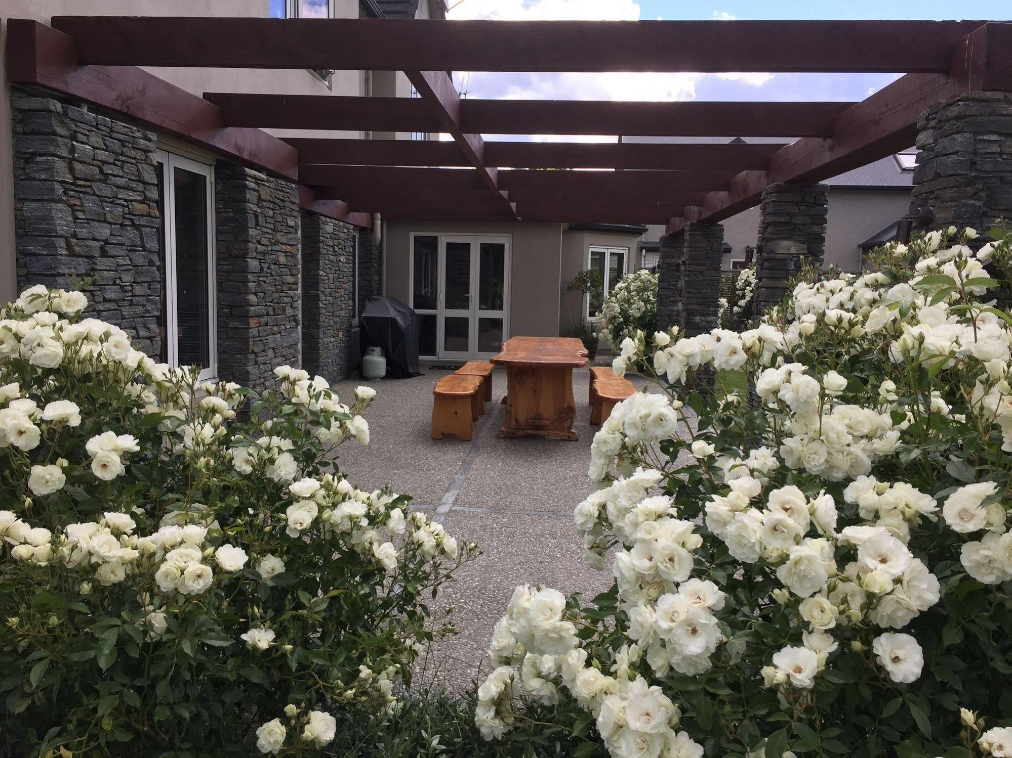 Queenstown Country Lodge Lake Hayes Exterior foto